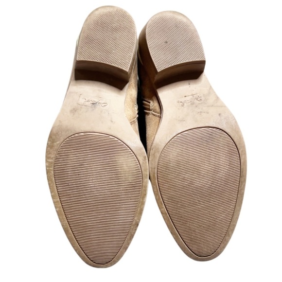 Qupid Women's Suede Chestnut Brown Beige Gold Accent Zip Up Ankle Boot Booties - Picture 15 of 16